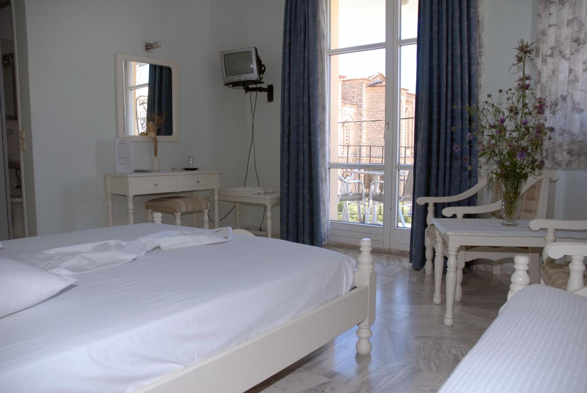 Amanda Hotel Karlóvaszi Kültér fotó