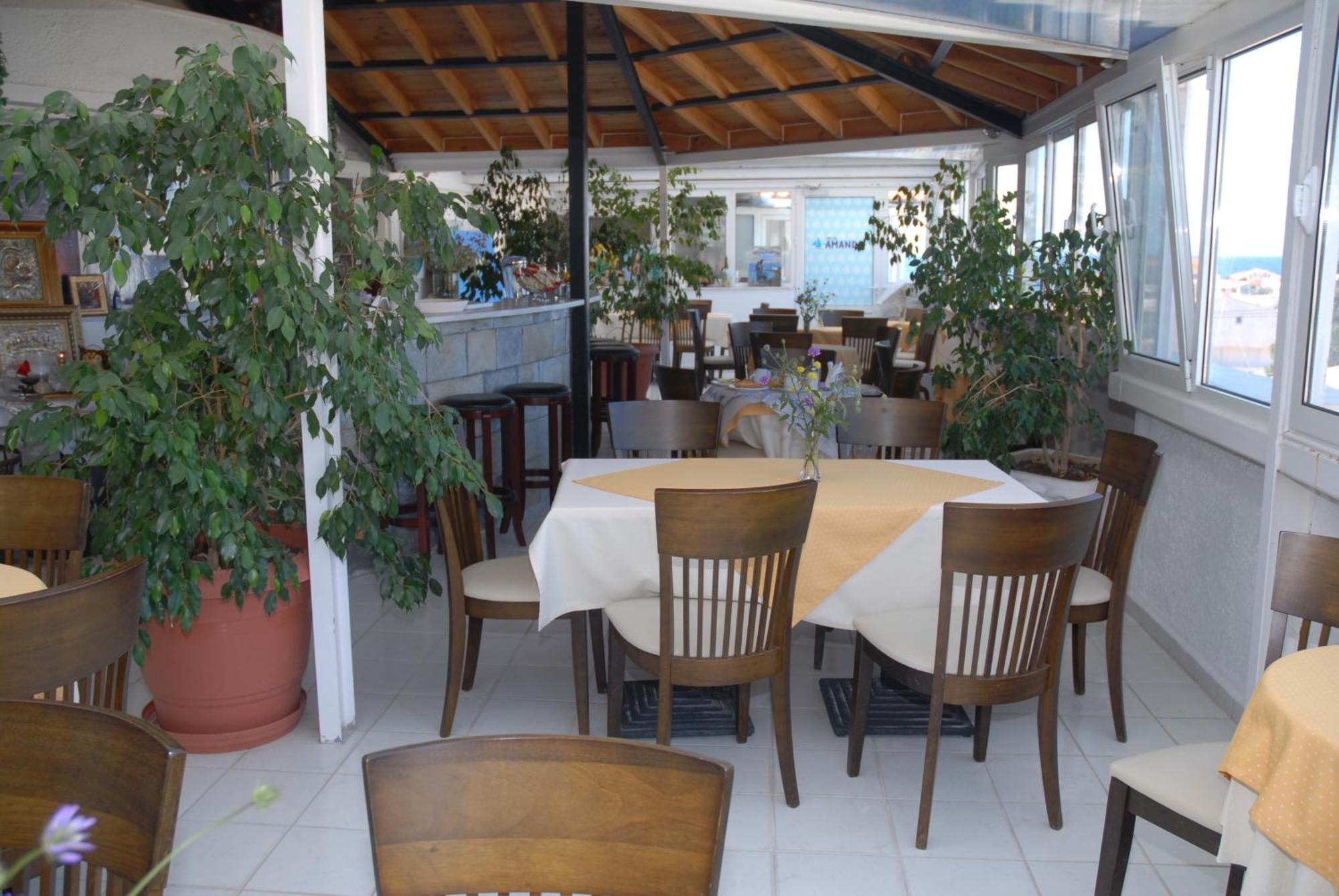 Amanda Hotel Karlóvaszi Kültér fotó